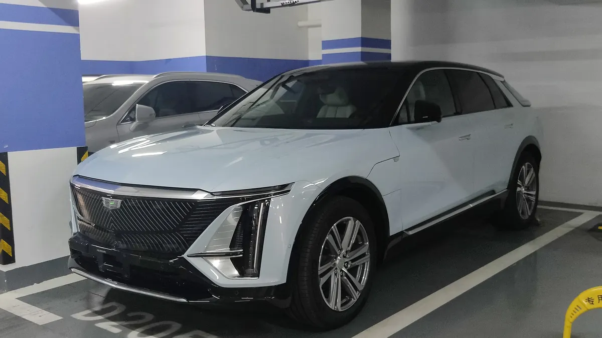 Cadillac Lyriq: реальные расходы на содержание