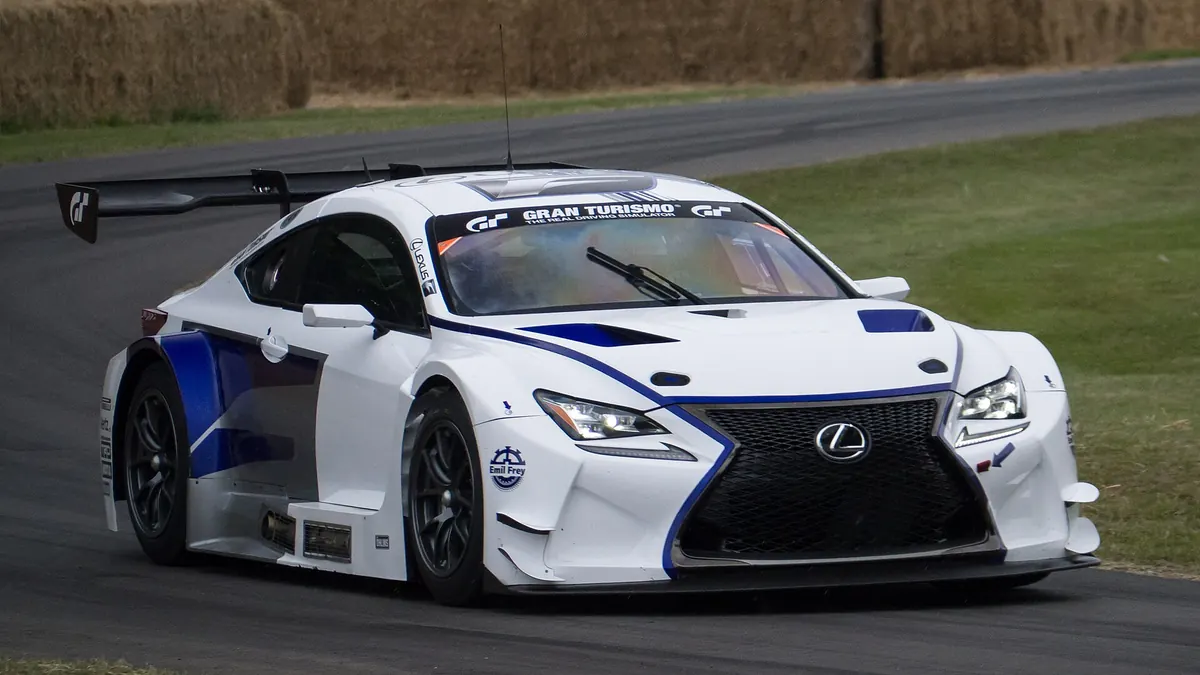 Lexus RC: реальные расходы на содержание