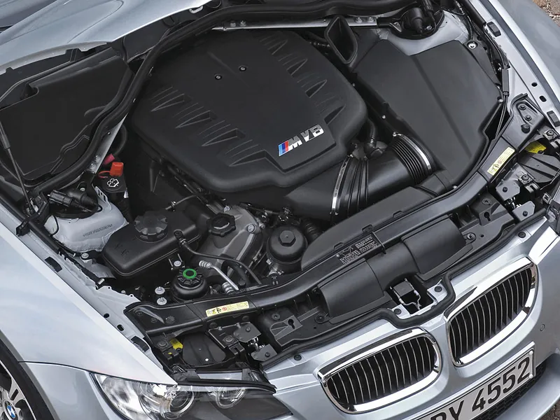 Как выглядит двигатель bmw m3